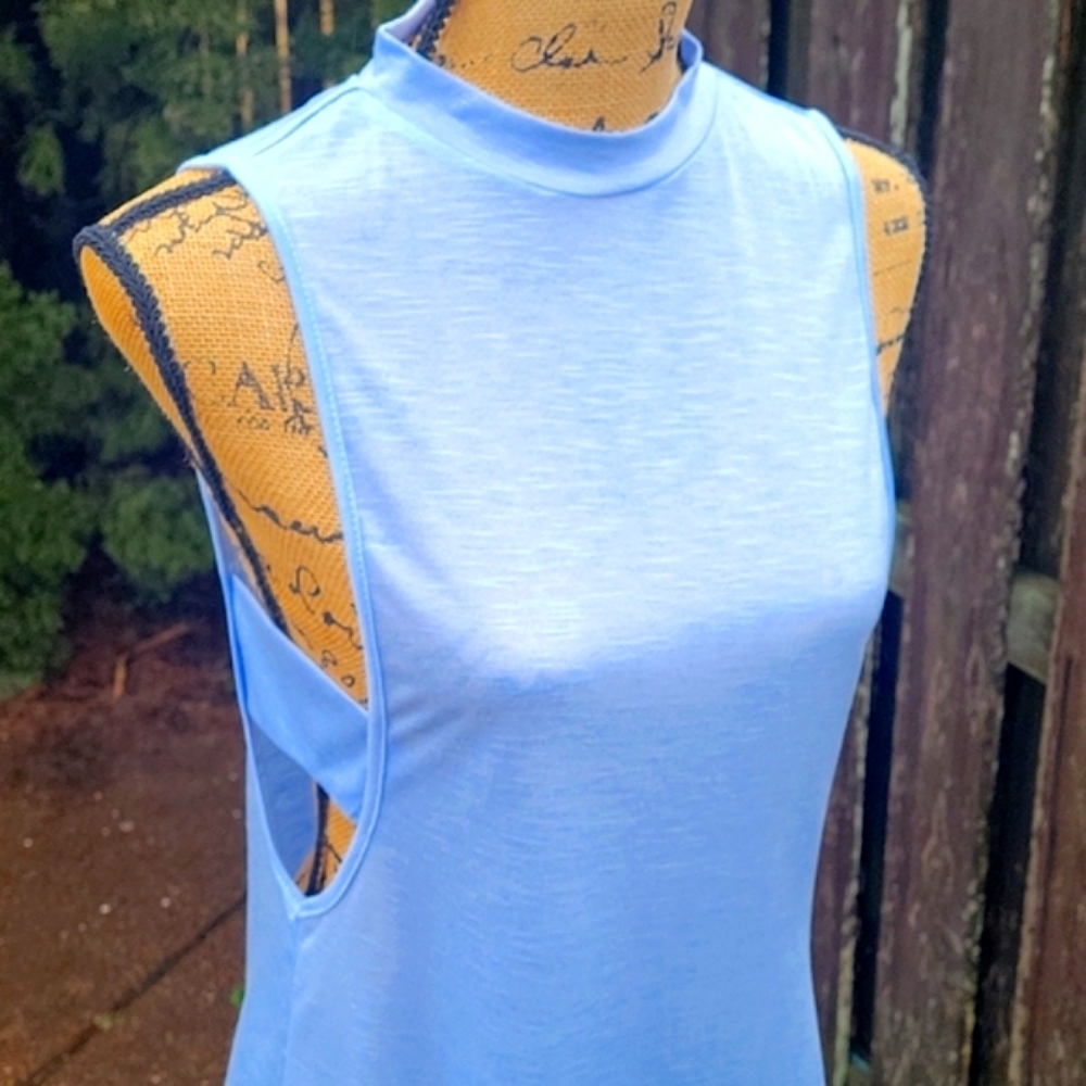 NEW Shein Sleeveless Top with Cut Out Details - Picture 12 of 17